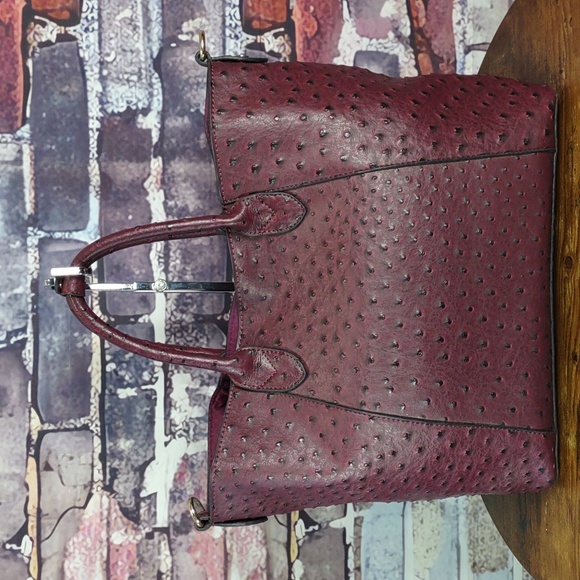 Ostrich Embossed Faux Leather Tote Bag - Picture 6 of 10